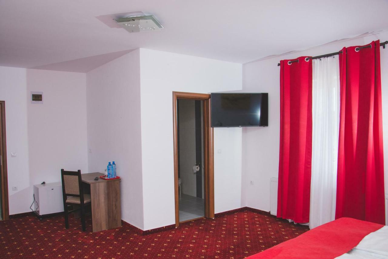 Pensiunea Iliada Sibiu Exteriér fotografie